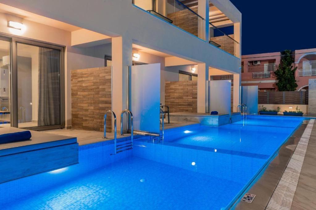 Mystique Luxury Suites & Maisonettes ลากานาส ภายนอก รูปภาพ